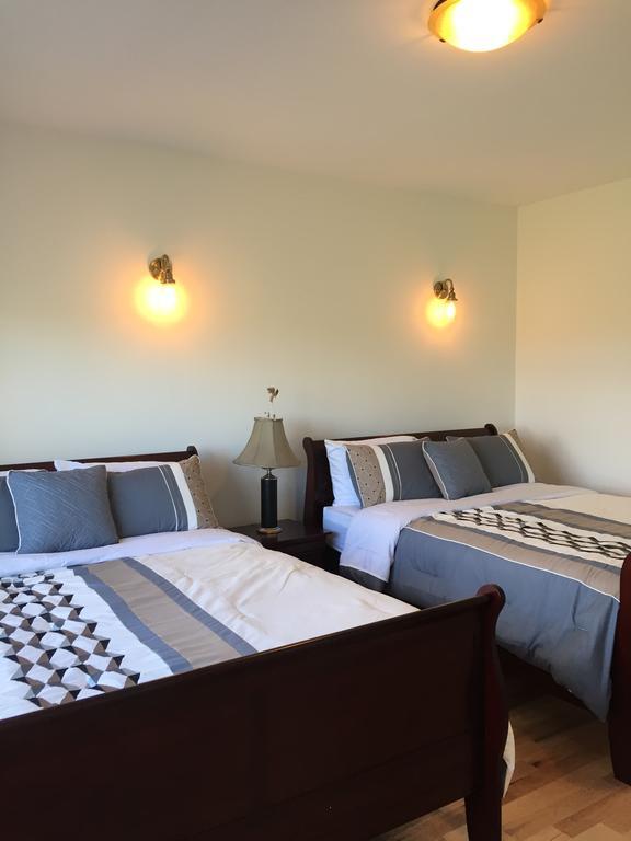 ילונייף Aurora Deluxe Guest House מראה חיצוני תמונה