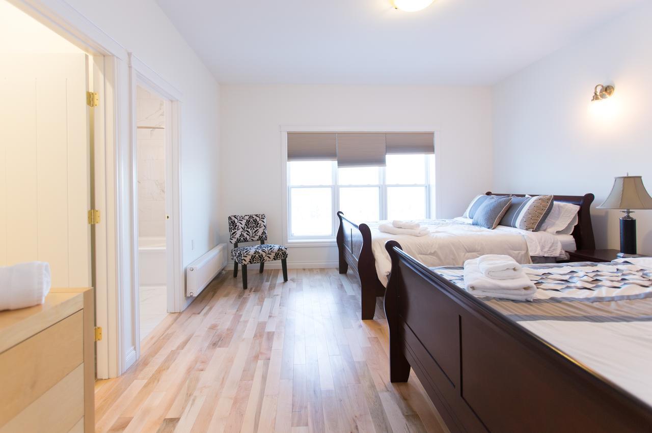 ילונייף Aurora Deluxe Guest House מראה חיצוני תמונה